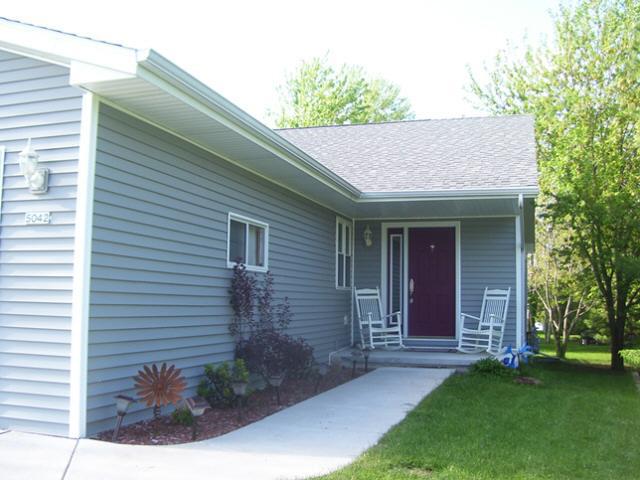 5042 Expo Dr., Manitowoc, WI 54220