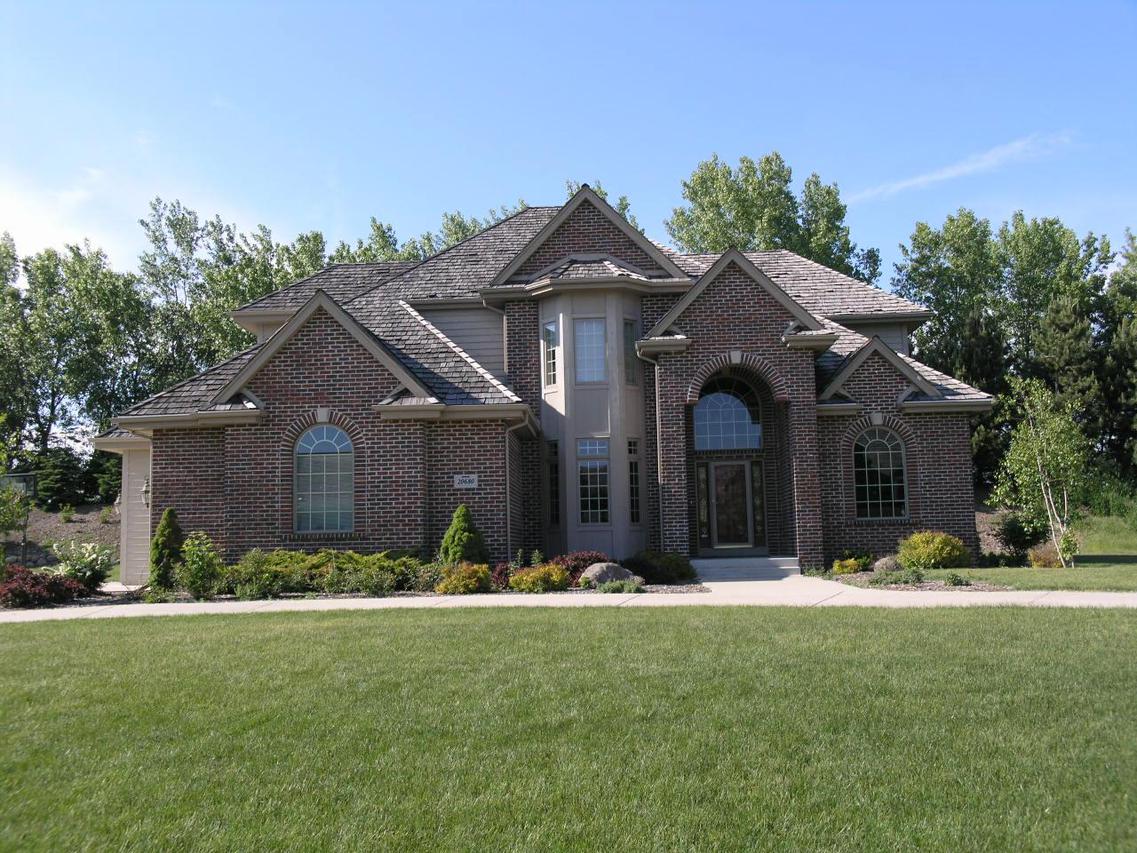20680 Chadwick Ln., Brookfield, WI 53045