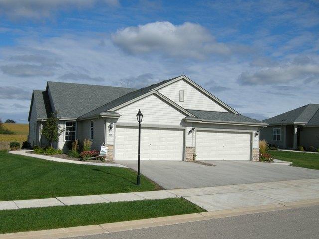 624 Farmstead Ct. #1, Slinger, WI 53086