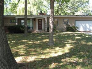 11018 W Ruby, Wauwatosa, WI 53225