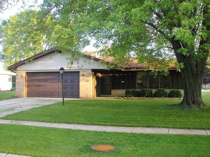 6279 Thorncrest Dr., Greendale, WI 53129