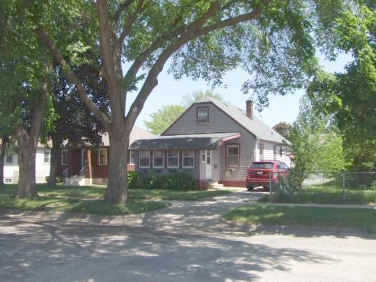 2617 S 17th St., La Crosse, WI 54601