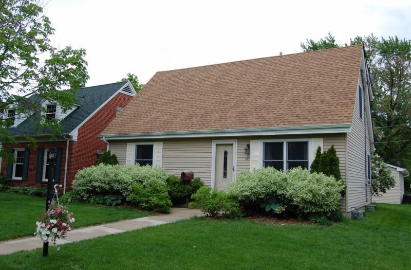 127 Douglass Ave, Waukesha, WI 53186