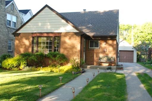 2350 N 89th St., Wauwatosa, WI 53226