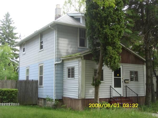 5350 N 36th, Milwaukee, WI 53209