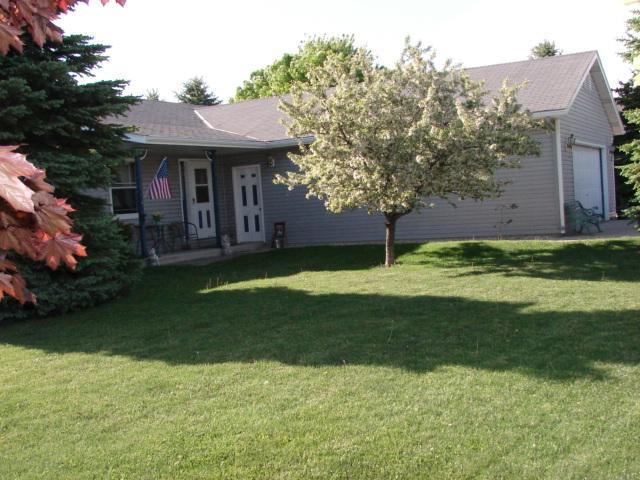 183 Lar Ann St., Belgium, WI 53004