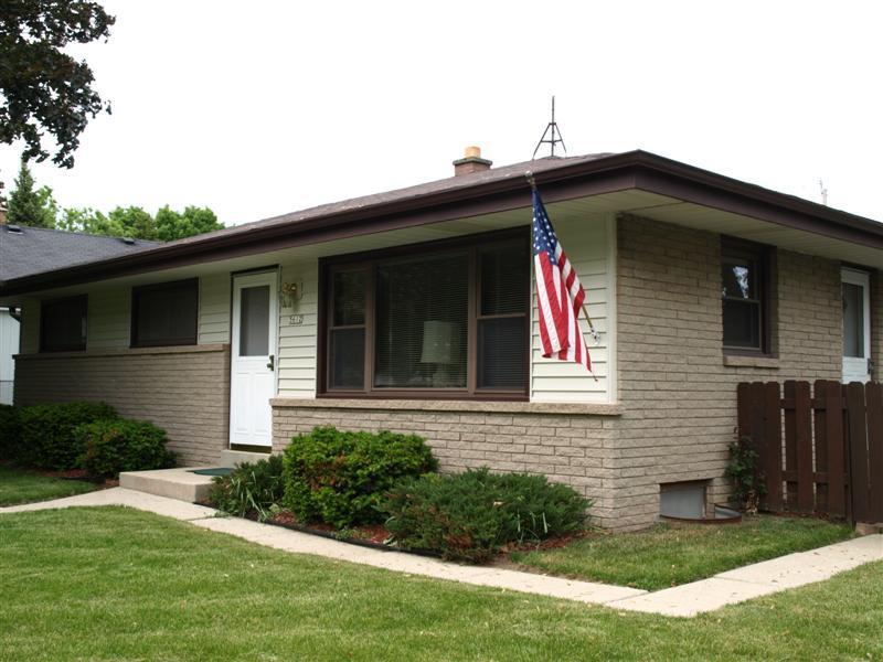 5612 S Honey Creek, Milwaukee, WI 53221