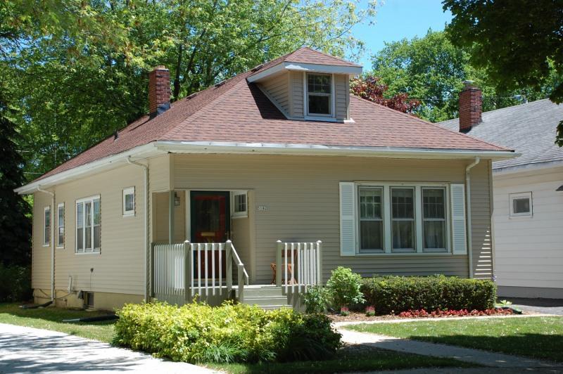 5142 N Berkeley, Whitefish Bay, WI 53217