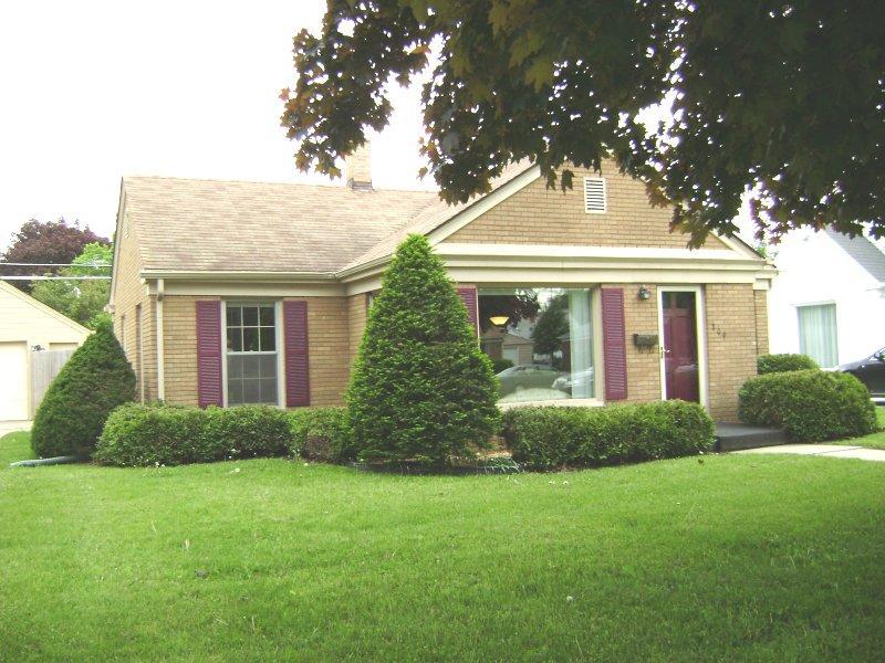 809 Kingston Ave., Racine, WI 53402