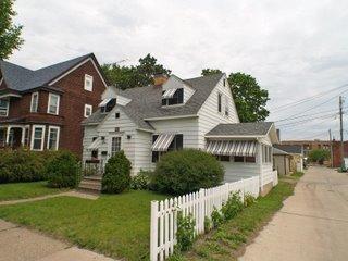 511 S 7th St., La Crosse, WI 54601