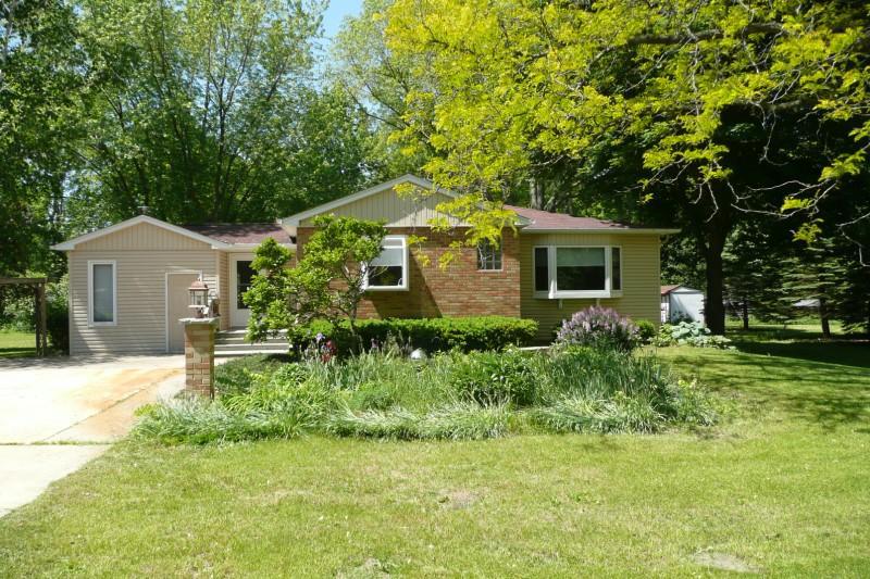 W1515 Fairway Rd., East Troy, WI 53149