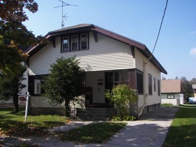 846 N 10th St., Manitowoc, WI 54220