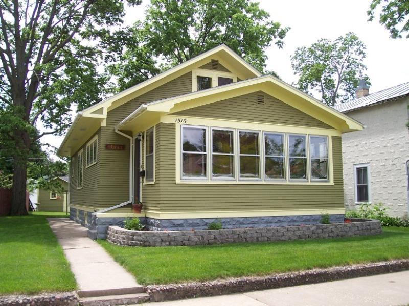 1516 Johnson St., La Crosse, WI 54601