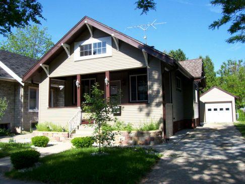 1117 Blaine Ave., Racine, WI 53405