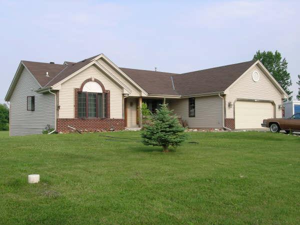 7840 S Clement Ave., Oak Creek, WI 53154