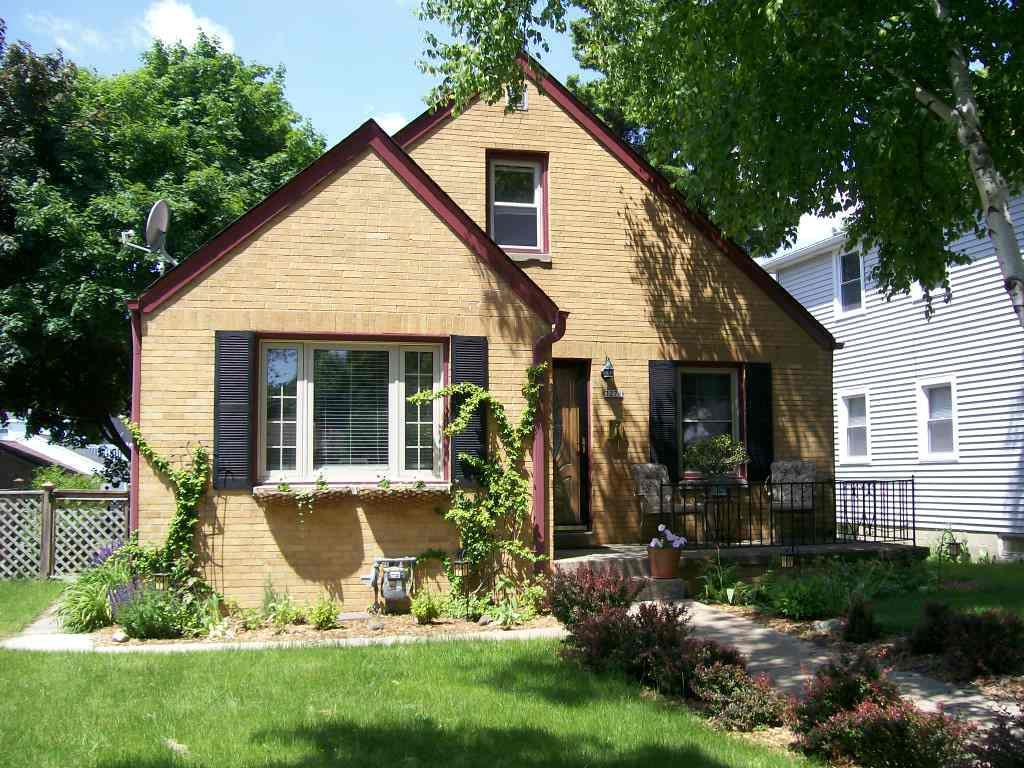 3271 N 84th St., Milwaukee, WI 53222