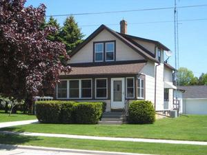 1705 S 18th St., Manitowoc, WI 54220