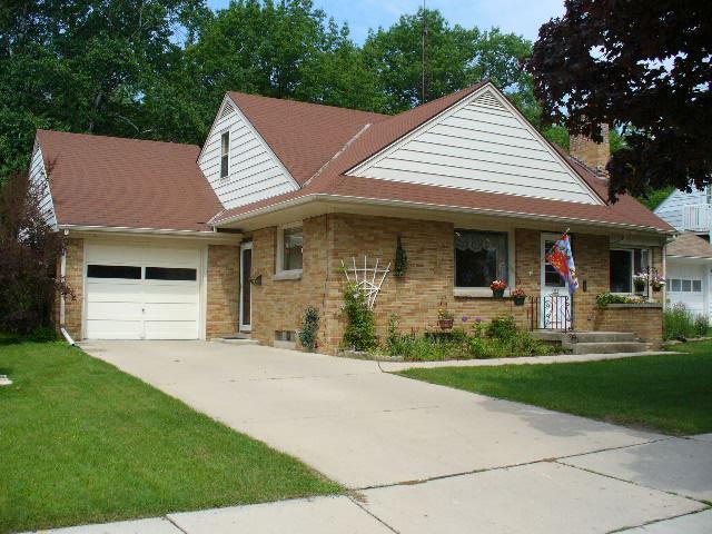 954 N 23rd  St., Manitowoc, WI 54220