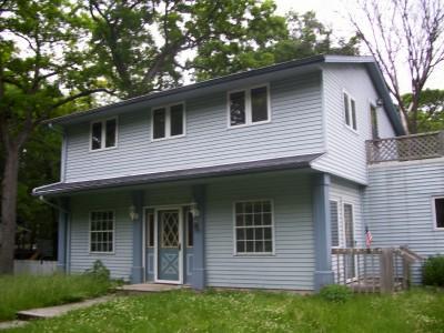 N9132 Hickory St, East Troy, WI 53120