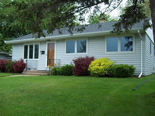 1011 N Benjamin St., Port Washington, WI 53074