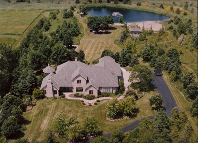 14207 N Thorngate Rd., Mequon, WI 53097