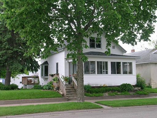 1523 Barlow St, La Crosse, WI 54601