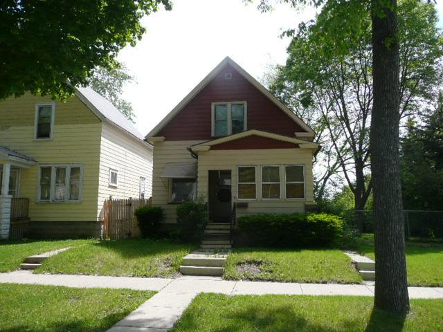 5032 N 32nd St, Milwaukee, WI 53209