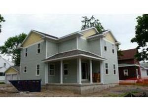 1503 Jackson St, La Crosse, WI 54601