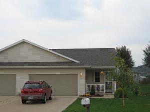 729 Redwood St, Onalaska, WI 54650