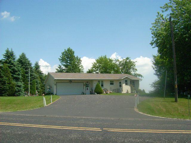 9903 Menchalville Rd., Franklin, WI 54230