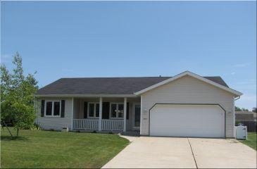 6939 Bobolink Rd., Caledonia, WI 53402