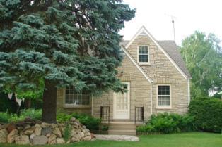 11640 W Parnell, Hales Corners, WI 53130