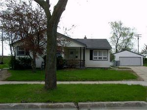 5222 N 103rd St, Milwaukee, WI 53225