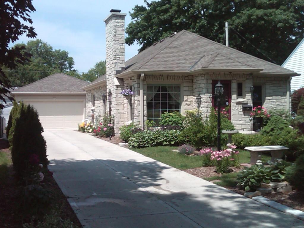 5955 N Santa Monica Blvd., Whitefish Bay, WI 53217