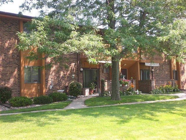 3813 Cheyenne Ct. #A, Caledonia, WI 53404