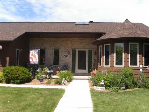 1627 Fleetwood Dr., Manitowoc, WI 54220