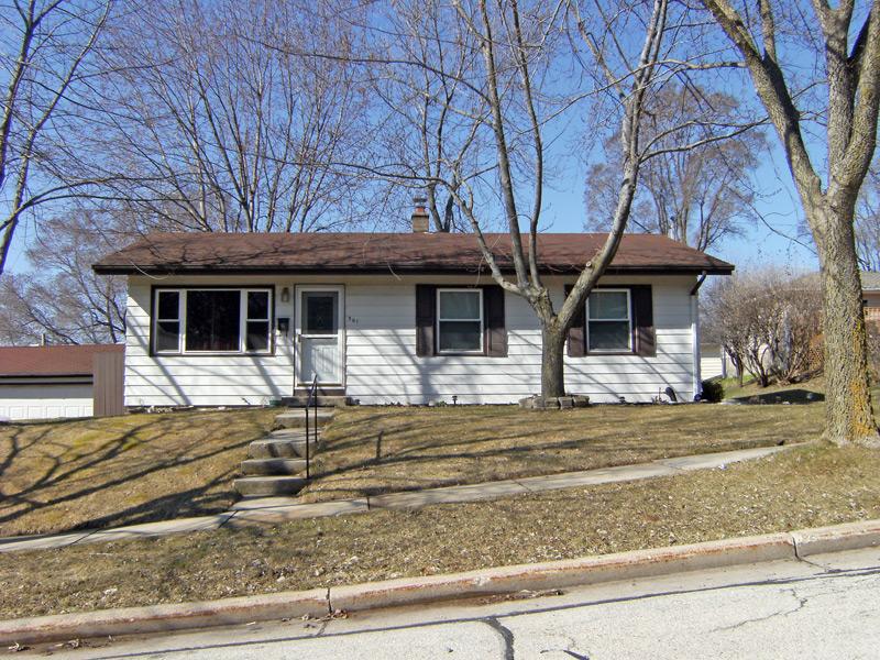 361 Richard St., Waukesha, WI 53189