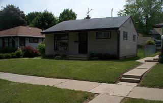 5843 N 70th St, Milwaukee, WI 53218