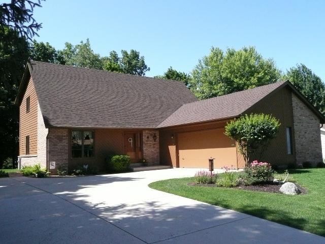 641 Highview Dr., Slinger, WI 53086