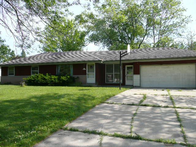 N54W14261 Van Buren Dr., Menomonee Falls, WI 53051