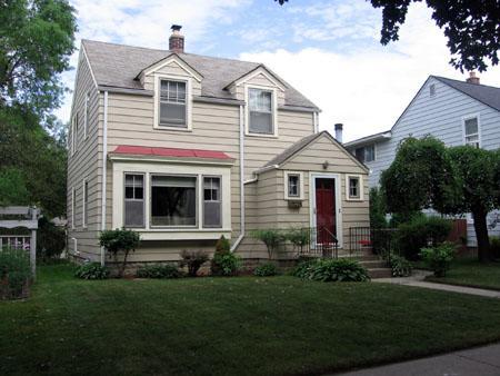 3558 S Lenox St, Milwaukee, WI 53207