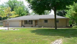 11701 W Woodside Dr, Hales Corners, WI 53130