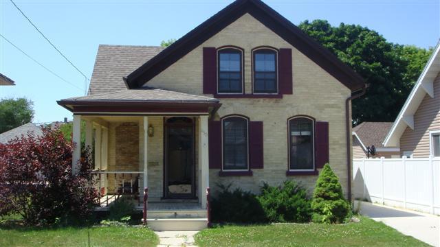 850 N 11th, Manitowoc, WI 54220