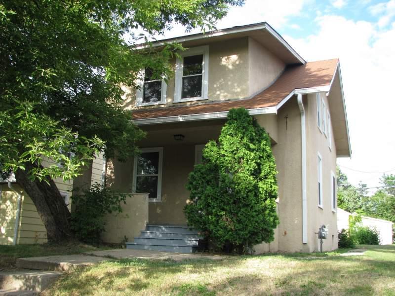 409 S Grand Ave, Waukesha, WI 53186