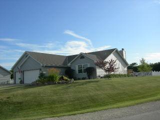 6364 Newcastle Ln., Caledonia, WI 53402