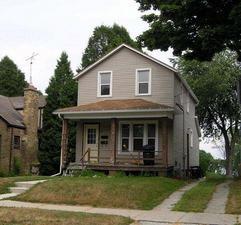 617 N 4th St., Manitowoc, WI 54220