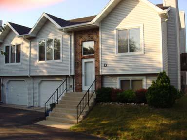 1901 Woodburn Rd #D, Waukesha, WI 53188