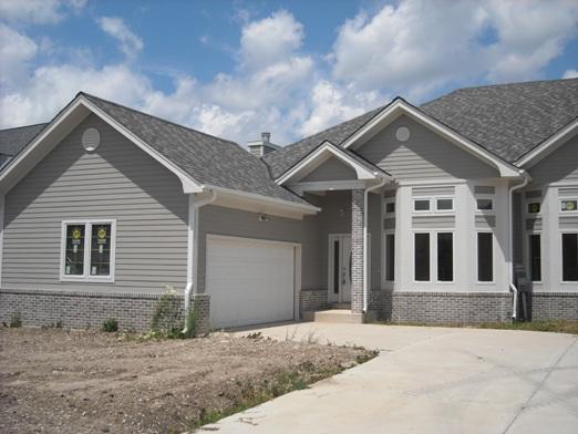 9056 S Cordgrass Cir West #A, Franklin, WI 53132