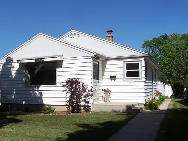 4928 N 90th St., Milwaukee, WI 53225