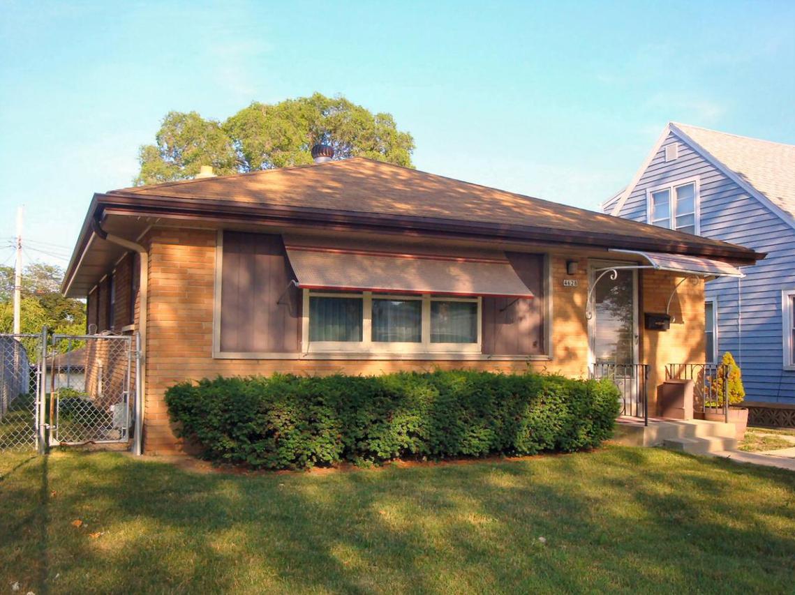 4628 N 75th St., Milwaukee, WI 53218